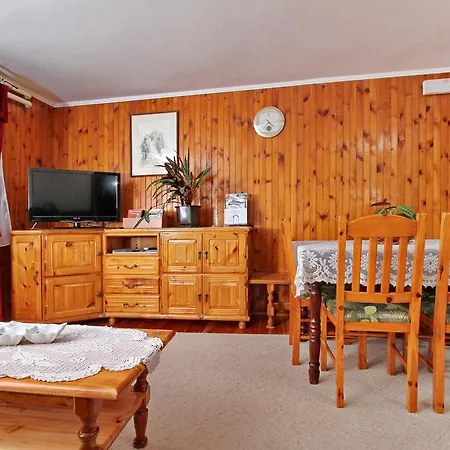 Apartment Marjanovic
