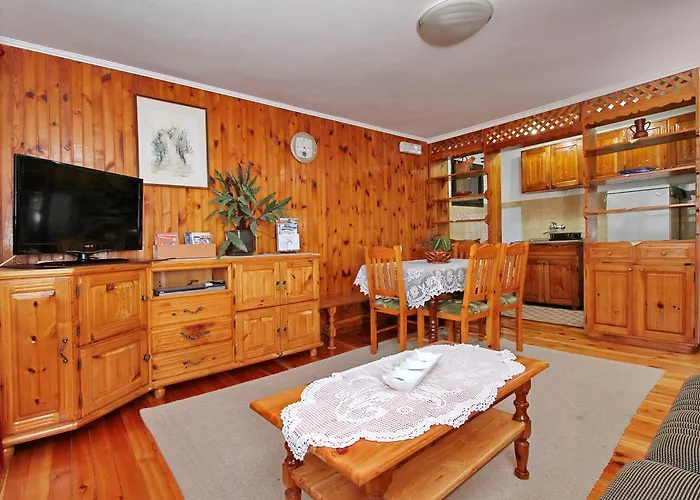 아파트 Marjanovic *