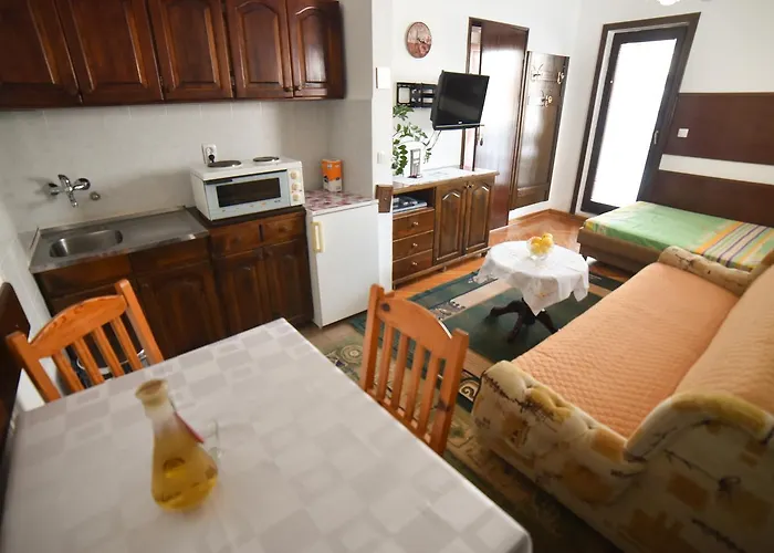 아파트 Marjanovic *